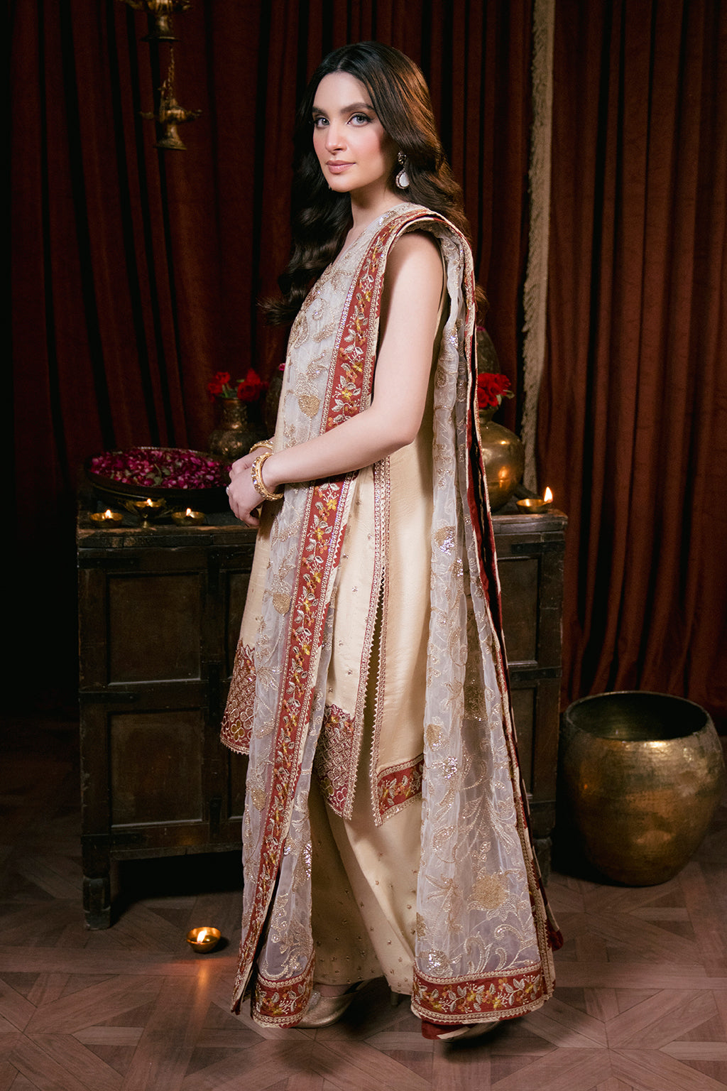 ROSHNI